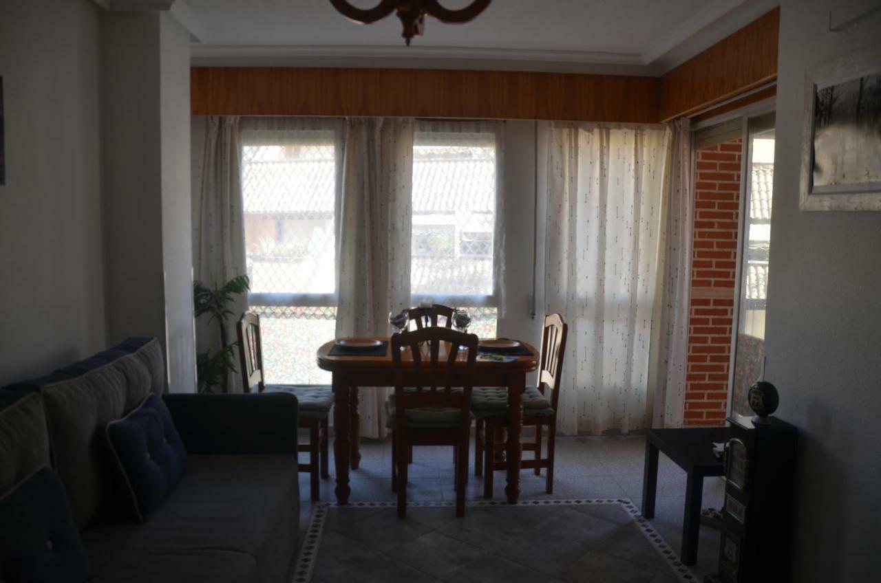 Amazing Sunny Flat With Balcony Pool Two Mins From The Beach Torrevieja Exteriör bild