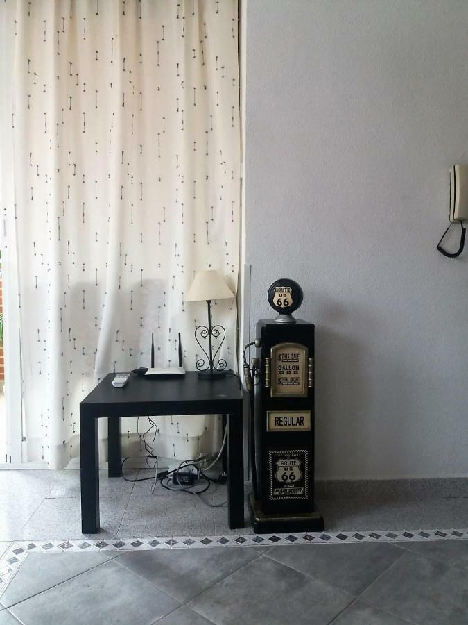 Amazing Sunny Flat With Balcony Pool Two Mins From The Beach Torrevieja Exteriör bild