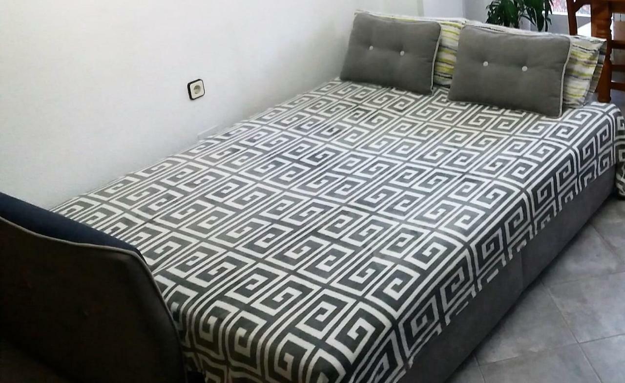 Amazing Sunny Flat With Balcony Pool Two Mins From The Beach Torrevieja Exteriör bild