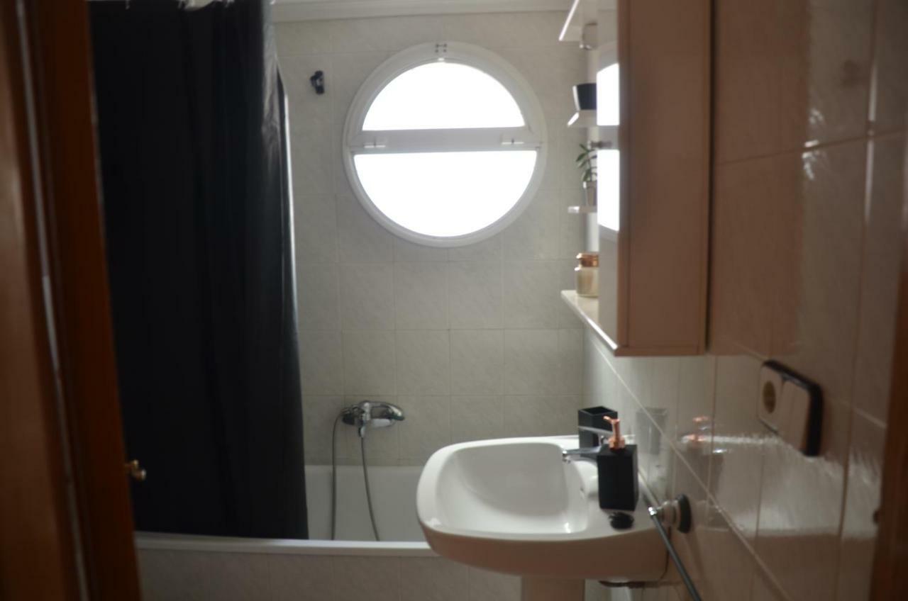 Amazing Sunny Flat With Balcony Pool Two Mins From The Beach Torrevieja Exteriör bild